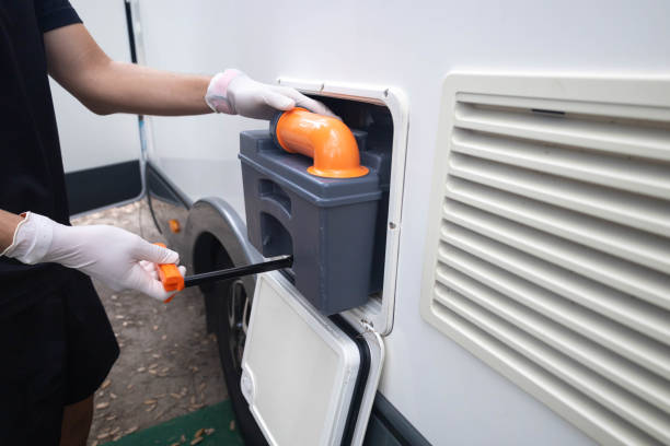 Porta potty rental for outdoor events in Kendale Lakes, FL